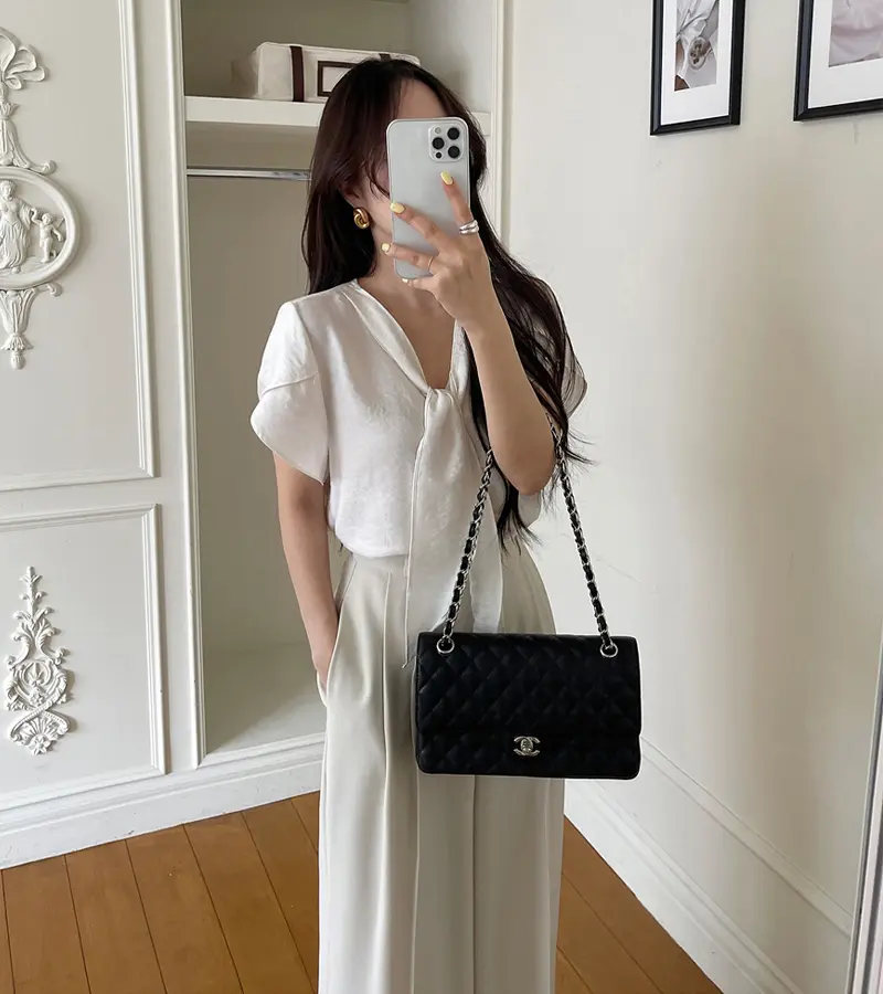 프렌치 스타일 V넥 러플 소매 블라우스 상세 이미지 7