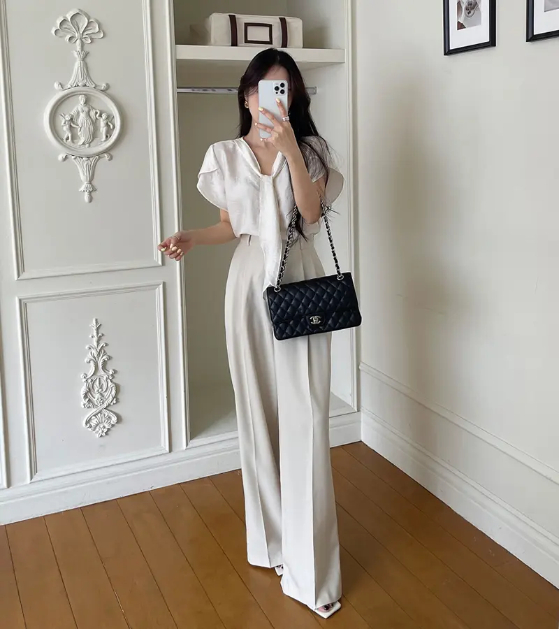 프렌치 스타일 V넥 러플 소매 블라우스 상세 이미지 10