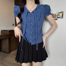 批发实拍大码女装复古格子V领短袖衬衫胖MM收腰修身减龄上衣