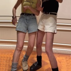 批发大码2025夏季高腰<b class='q'>弹力</b>开叉牛仔短裤女胖mm显瘦显腿长阔腿a字热裤