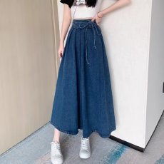 批发大码绑带<b class='q'>牛仔</b>半身裙女秋季设计感百褶伞裙遮胯显瘦a字高腰中<b class='q'>长裙</b>