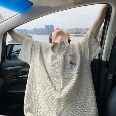 批发2025夏季新款<b class='q'>男士</b>潮牌薄款腊肠狗刺绣<b class='q'>短袖</b><b class='q'>衬衫</b>时尚休闲半袖<b class='q'>衬衣</b>男