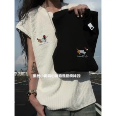 批发肌理感腊肠狗刺绣白色v领背心男夏季冰感速干坎肩无袖t恤运动<b class='q'>汗衫</b>