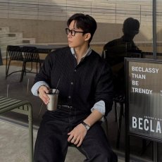 批发2025秋冬季纯色麻花毛衣<b class='q'>开衫</b>外套女修身内搭学院风正肩打底针织衫