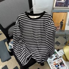 批发秋季新款男士长袖<b class='q'>t</b><b class='q'>恤</b>休闲宽松条纹上衣学生百搭韩版打底衫潮