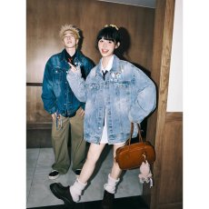 批发秋季潮牌设计感<b class='q'>牛仔</b>外套男女韩版潮牌新款刺绣帅气褂子秋装外衣衫