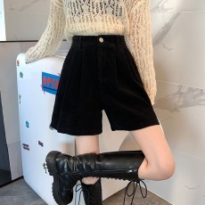 批发灯芯绒a字<b class='q'>短裤</b><b class='q'>女</b>2025年秋冬新款宽松显瘦阔腿裤配<b class='q'>靴子</b>外穿休闲裤