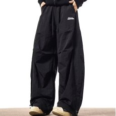批发2025美式复古褶皱伞兵加绒<b class='q'>休闲裤</b>男女潮牌户外宽松百搭运动长裤子