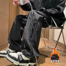 批发防水冲锋<b class='q'>裤子</b>男冬季美式高街登山工装裤加绒大码潮牌直筒休闲裤