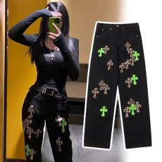 批发2025年新款<b class='q'>欧美</b>高街<b class='q'>裤</b>子黑白十字架炸街微喇叭牛仔<b class='q'>裤</b>男