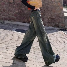 批发<b class='q'>韩国</b>秋季复古个性磨白字母印花高腰百搭做旧阔腿<b class='q'>牛仔裤</b>长裤女