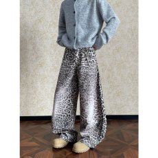 批发阔腿<b class='q'>裤</b><b class='q'>2025</b>新款慵懒风宽松显瘦休闲拖地<b class='q'>欧美</b>复古豹纹慵懒风潮长<b class='q'>裤</b>