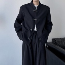 批发复古<b class='q'>男</b>西装国风新感小众立领<b class='q'>西服</b><b class='q'>西服</b>外套暗黑扣短款设计潮休闲
