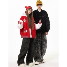 批发<b class='q'>克</b><b class='q'>罗</b>图案十字架贴皮网红刺绣夹棉棒球服男女同款拼色情侣外套