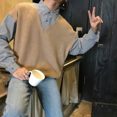 批发春秋款假两件<b class='q'>长袖</b>衬衫男港风<b class='q'>韩版</b>潮流学院风学生毛衣针织衫