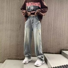 批发<b class='q'>春</b>夏季潮牌美式高街裤子男宽松直筒复古工装破洞牛仔裤微喇长裤子
