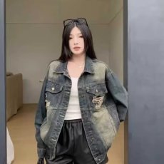批发做旧复古毛边圆领<b class='q'>牛仔</b>外套女2025春季新款设计感小众短款夹克<b class='q'>上衣</b>