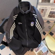 批发条纹插肩袖运动风棒球<b class='q'>外套</b>男款美式徽章撞色宽松立领开衫夹克