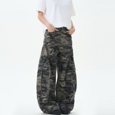 批发新款美式复古迷彩阔腿裤男女潮牌高级感工装裤宽松反穿弯刀<b class='q'>牛仔裤</b>