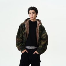 批发美式街头迷彩飞行员夹克男秋拉链口袋宽松潮牌工装棒球服外套