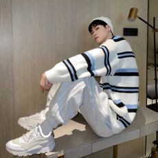 批发条纹针织衫毛衣男士秋冬季圆领宽松潮牌长袖T恤卫衣内搭男装外套