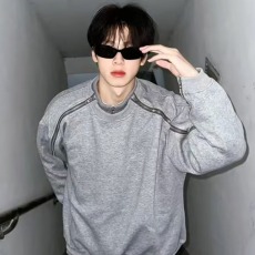 批发2024年美式复古设计感多拉链拼接解构圆领卫衣男宽松外套