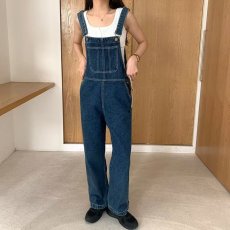 批发2025年秋季新款<b class='q'>背带裤</b><b class='q'>女</b>宽松显瘦牛仔裤直筒阔腿裤<b class='q'>韩</b>版时尚ins潮