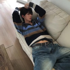 批发立领条纹毛衣<b class='q'>男</b>士秋冬季新款<b class='q'>韩版</b>潮流宽松套头半拉链针织衫上衣