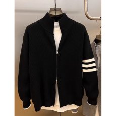 批发2025秋季新款男撞色立领拉链<b class='q'>针织</b><b class='q'>开衫</b>韩版时尚百搭三条杠毛衣外套