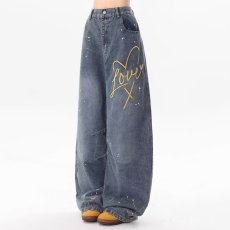 批发设计感阔腿<b class='q'>牛仔裤</b>2025春季新款女高腰时尚中式花朵刺绣直筒<b class='q'>牛仔裤</b>