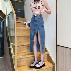 批发秋冬秋季高腰开叉牛仔<b class='q'>半身裙</b>女设计感2025新款复古a字裙<b class='q'>包臀</b>长裙