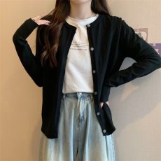 批发早春毛衣外套女士短款春装2026年新款爆款春季圆领春秋<b class='q'>针织衫</b>开衫