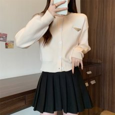 批发短款毛衣外套女秋冬女装2025新款<b class='q'>针织衫</b>小个子高级感上衣外搭开衫