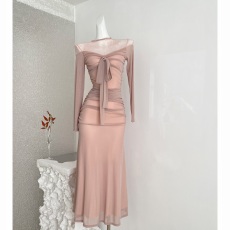 Sun雅乔 秋冬新款粉色法式重工蕾丝拼接网纱烫钻加绒长袖连衣裙子