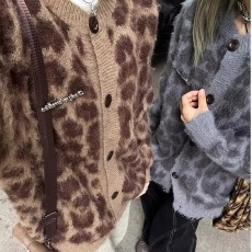 批发少女冰七淋美式复古豹纹针织<b class='q'>开衫</b>外套女秋冬慵懒风咖色<b class='q'>马海毛</b>毛衣