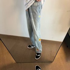 批发刺绣花水洗垂感<b class='q'>牛仔裤</b>男女春新款宽松显瘦百搭直筒阔腿拖地裤潮