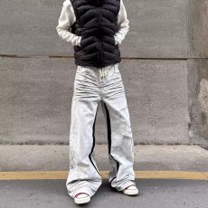 批发脏染做旧水洗压褶猫须白色<b class='q'>牛仔裤</b>男宽松直筒垂感阔腿潮牌痞帅裤子