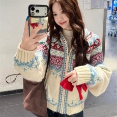 批发2025秋冬新款含羊毛提花针织<b class='q'>开衫</b>螺纹连帽拉链设计感<b class='q'>短款</b>外套女