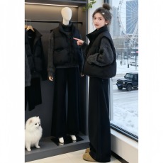 批发2025冬季新款韩系减龄宽松棉服<b class='q'>马甲</b>慵懒风针织毛衣女学生两件套装