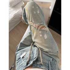 批发美式复古彩绘涂鸦破洞<b class='q'>牛仔裤</b>女夏季新款设计感宽松高腰直筒阔腿裤
