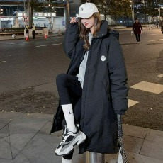 批发情侣装中长款棉衣<b class='q'>男</b>女生冬季宽松东大门加厚连帽过膝羽绒棉服外套