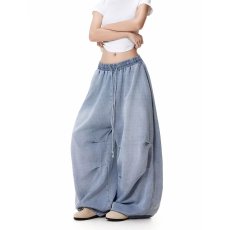 批发春<b class='q'>夏</b>新款美式潮牌水洗做旧牛仔裤女宽松直筒阔腿休闲伞兵长裤子