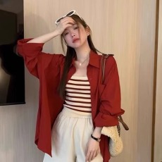 批发韩版显白红色显白通勤衬衫女2026春<b class='q'>夏</b>新款高级感慵懒翻领长袖衬衣