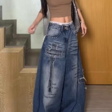 批发甜酷辣妹美式风柳钉贴布牛仔裤女设计感印花宽松显瘦阔腿弯刀<b class='q'>长裤</b>