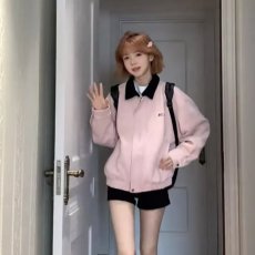 批发超好看独特粉色翻领外套女秋冬2026新款小香风休闲<b class='q'>薄</b>款<b class='q'>夹克</b>棒球服