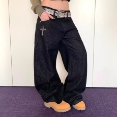 批发小众<b class='q'>设计</b>豹纹贴皮柳钉十字架原牛弯刀裤美式街头阔腿牛仔裤潮