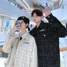 批发秋装港风小香风宽松外套<b class='q'>夹克</b>男ins痞帅潮流潮牌学生<b class='q'>休闲</b>大码上衣