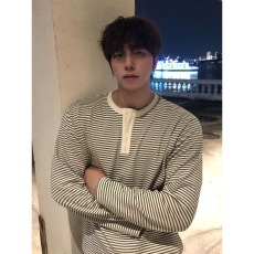 批发美式白色条纹亨利领长正肩袖t恤卫衣女<b class='q'>秋</b>季新款百搭上衣