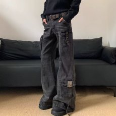 批发设计款假破洞<b class='q'>牛仔裤</b><b class='q'>男</b>黑灰色秋冬季新款时尚脚口拉链微喇<b class='q'>修身</b>长裤