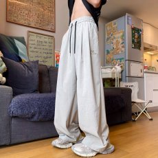 批发2026春<b class='q'>夏</b>季新款运动裤男士宽松休闲裤长裤男款裤子卫裤直筒裤